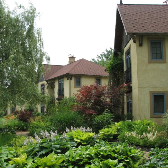 Welcome to Mama Llama's Cozy Closet! - Picture 13 of 15